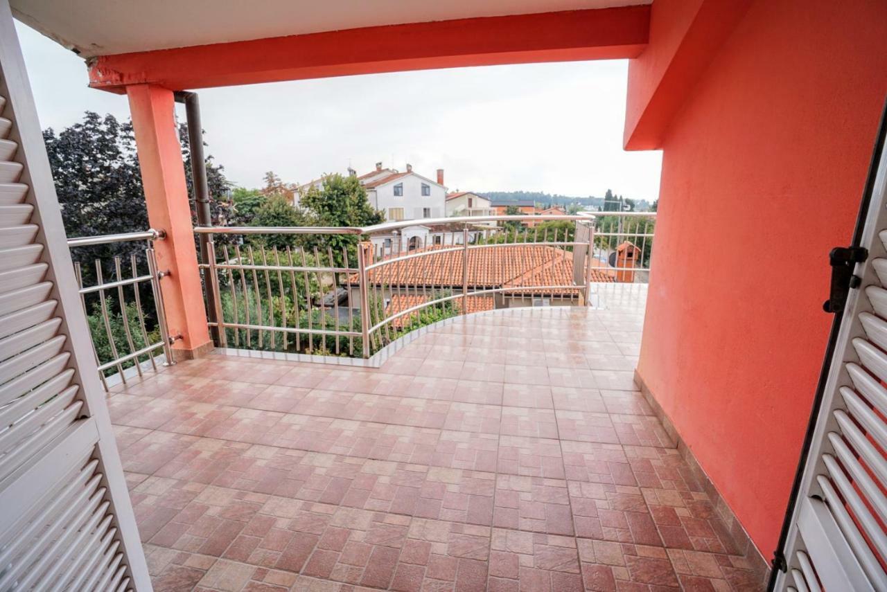Apartments Branka Zambratija  Exterior photo